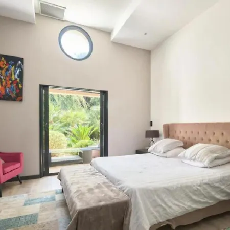 Eton Villa